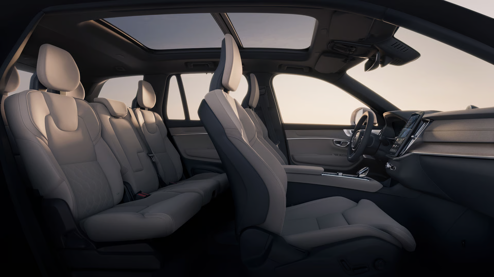 Volvo XC90 blindada em outro angulo